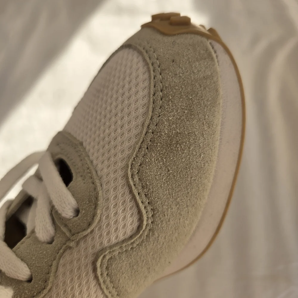 Veja White and Beige Runners Sneakers